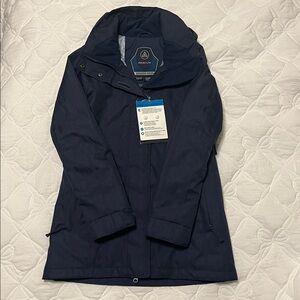 NEW Powder Room Micro-Lite Jacket